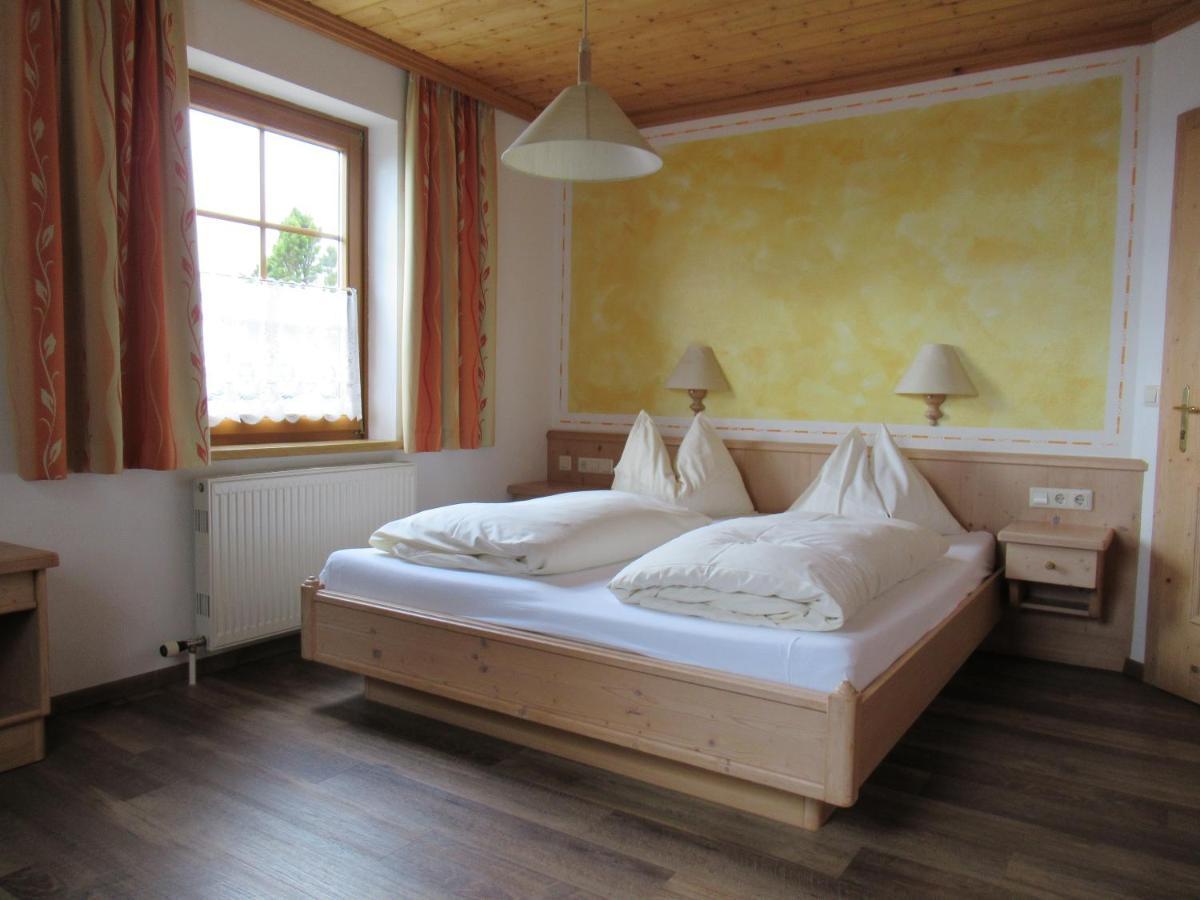 Steinerhaus Berggasthof 그뢰브밍 외부 사진