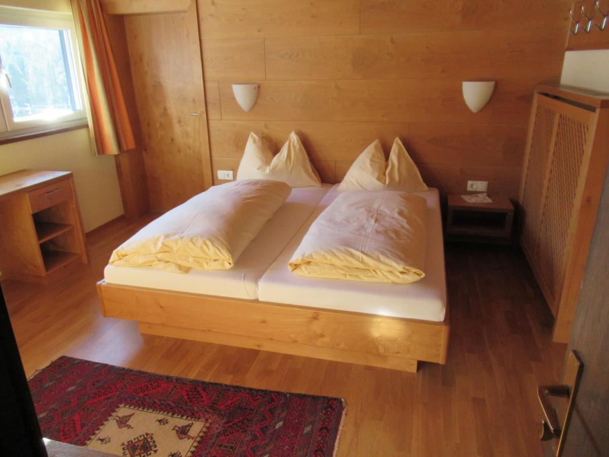 Steinerhaus Berggasthof 그뢰브밍 외부 사진