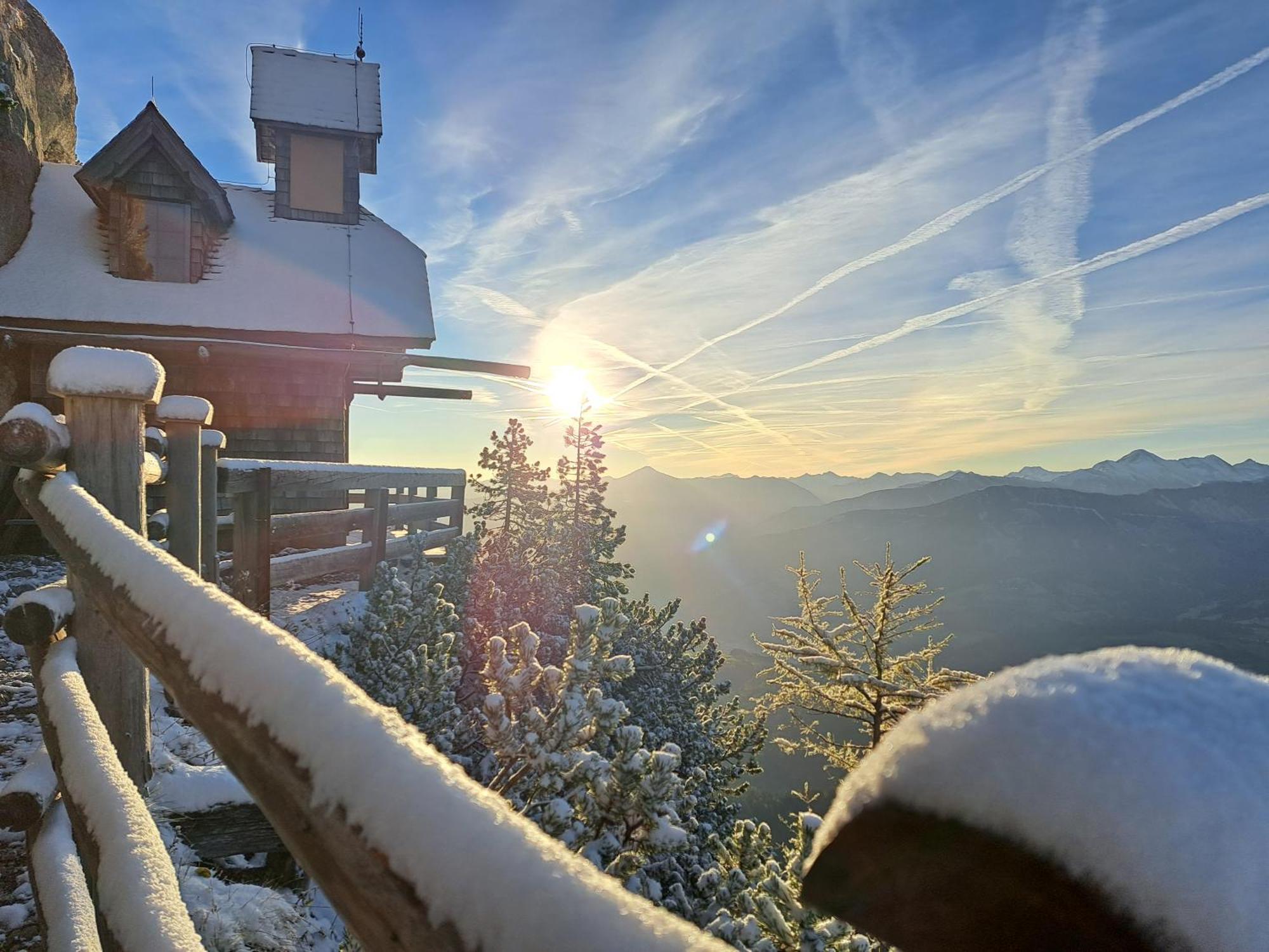 Steinerhaus Berggasthof 그뢰브밍 외부 사진